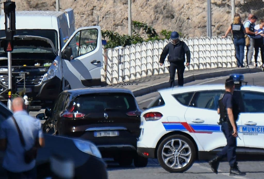 Lanzan tres artefactos explosivos contra el Consulado ruso en Marsella sin causar heridos