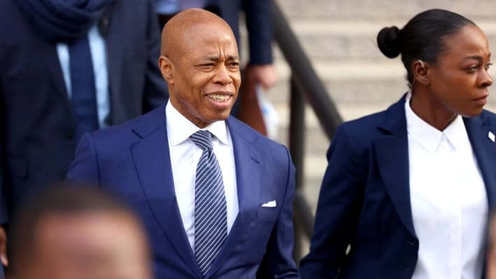 Eric Adams, alcalde de NY, dice que no le preocupan las medidas de seguridad de la gobernadora