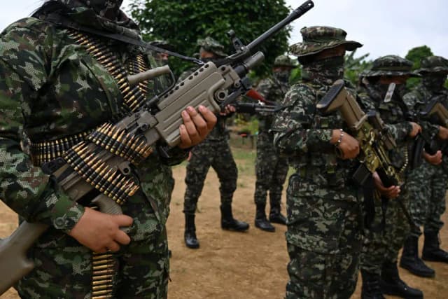 Miembros del grupo disidente de las FARC, en una imagen de archivo. (Joaquin Sarmiento/AFP vía Getty Images)