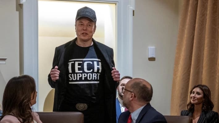 Musk dice que DOGE cometió errores, pero los soluciona rápidamente