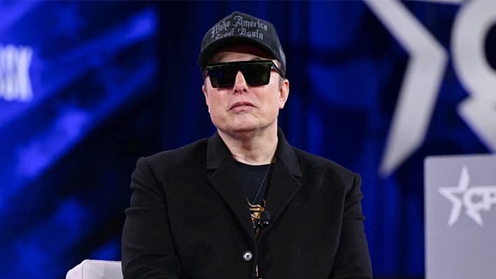 Elon Musk, que dirige el Departamento de Eficiencia Gubernamental (DOGE), habla en el Gaylord National Resort & Convention Center en National Harbor en Oxon Hill, Maryland, el 20 de febrero de 2025. (Saul Loeb/AFP a través de Getty Images)