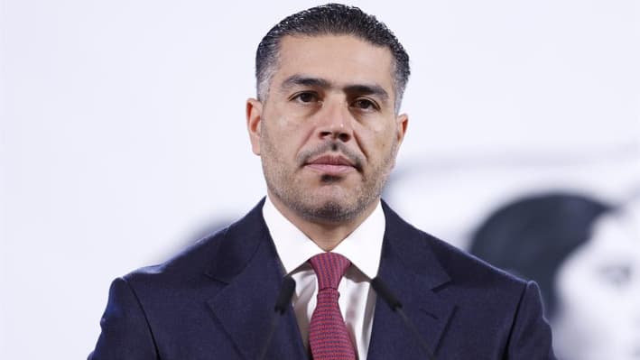 El secretario de Seguridad y Protección Ciudadana, Omar García Harfuch, habla durante una rueda de prensa en el Palacio Nacional de la Ciudad de México (México). Imagen de archivo. EFE/Sáshenka Gutiérrez