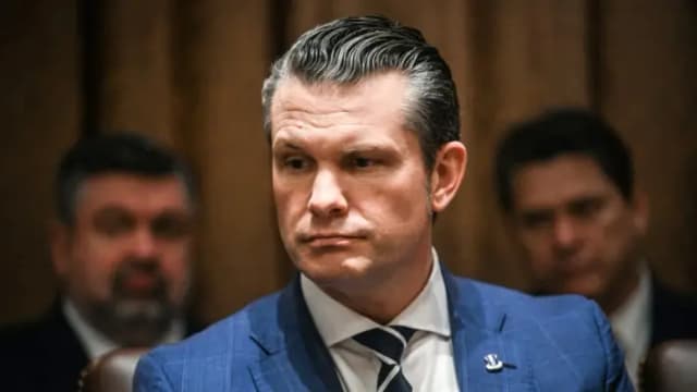 Trump suaviza las restricciones sobre los ataques aéreos, confirma el secretario de Defensa