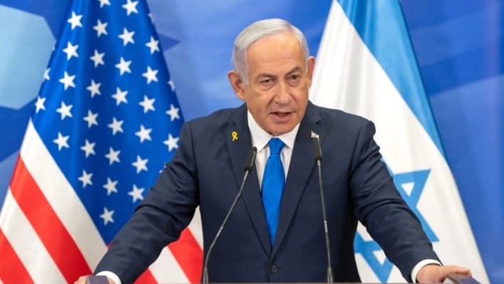 El primer ministro de Israel, Benjamin Netanyahu, habla durante una conferencia de prensa conjunta con el secretario de Estado de Estados Unidos en su oficina en Jerusalén, el 16 de febrero de 2025. (Ohad Zwigenberg/Pool/AFP vía Getty Images)