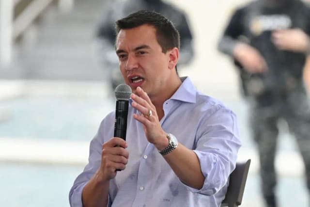 Noboa hará campaña electoral en Ecuador sin pedir licencia por verse "imposibilitado"
