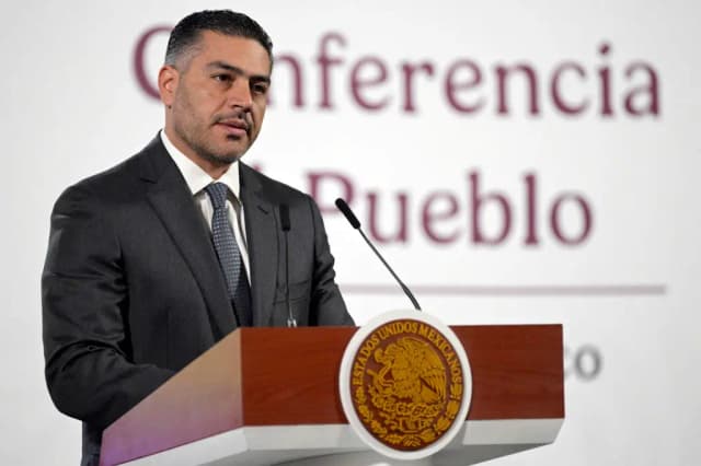 Secretario de Seguridad de México habla con homóloga de EE. UU. sobre coordinación fronteriza