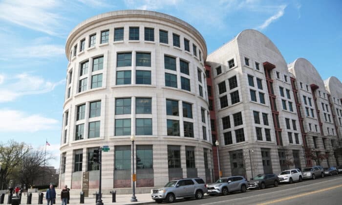 Juez: Admón. Trump debe restituir a presidenta de la MSPB mientras se tramita apelación