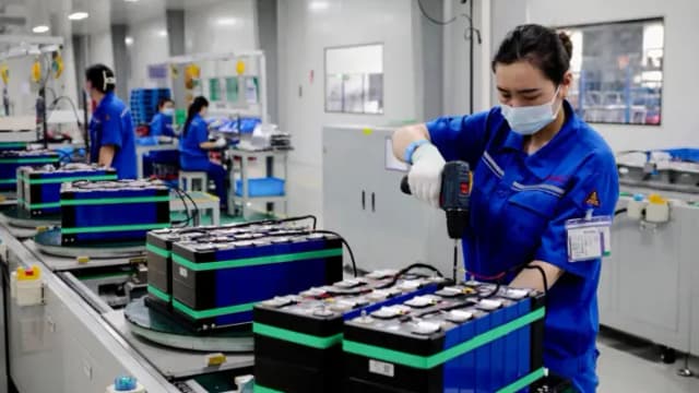 Trump eleva los aranceles sobre China al 20 por ciento alegando el tráfico de fentanilo