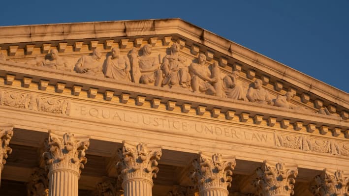 Corte Suprema escéptica ante demanda de México contra empresas de armas estadounidenses