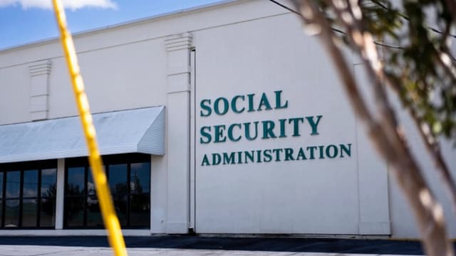 Seguridad Social restablece retención del 100% en beneficios para recuperar sobrepagos