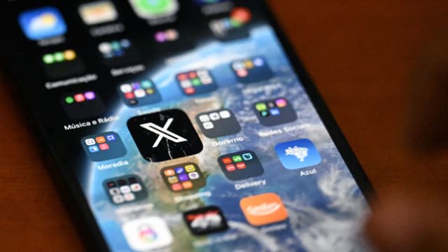 La red social X ha registrado problemas temporales varias veces este lunes