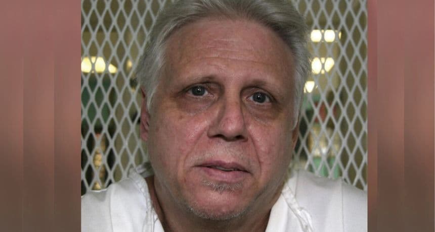 David Leonard Wood posa para una foto en el corredor de la muerte en Huntsville, Texas, el 15 de julio de 2009. (Mike Graczyk/AP Photo)
