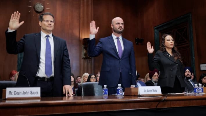 Comité del Senado aprueba nominaciones de candidatos para el Departamento de Justicia