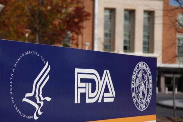 La FDA retira del mercado productos para el acné por contener una sustancia cancerígena