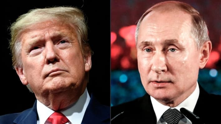 (Izquierda) El presidente Donald Trump pronuncia un discurso en un mitin de Keep America Great, en Phoenix, el 19 de febrero de 2020; (Derecha) El presidente ruso Vladimir Putin pronuncia un discurso durante una ceremonia en Jerusalén, el 23 de enero de 2020. (Jim Watson y Emmanuel Dunand/AFP vía Getty Images)