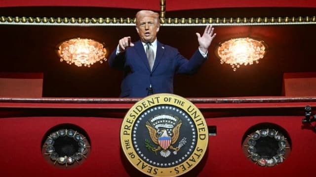 Trump dice que publicará todos los archivos de JFK el martes