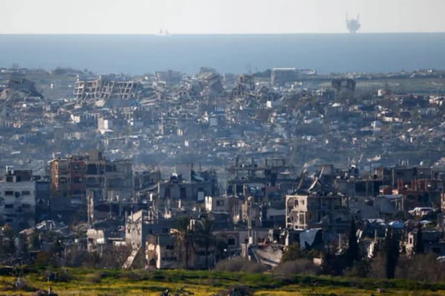 Israel reanuda ataques contra Hamás en Gaza en medio de negociaciones estancadas