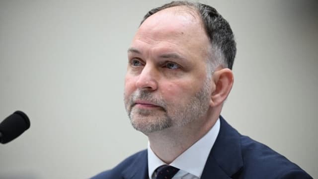 Dimite el director ejecutivo de Amtrak