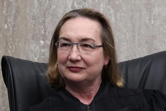 Departamento de Justicia quiere que jueza sea retirada de caso que impugna una orden ejecutiva de Trump