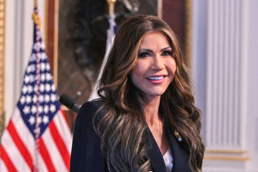 Secretaria de Seguridad de EE. UU. visitará la cárcel de El Salvador