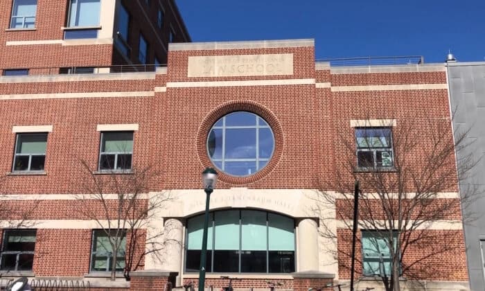 Edificio de la Facultad de Derecho Carey de la Universidad de Pensilvania el 12 de febrero de 2023. (William Huang/The Epoch Times)
