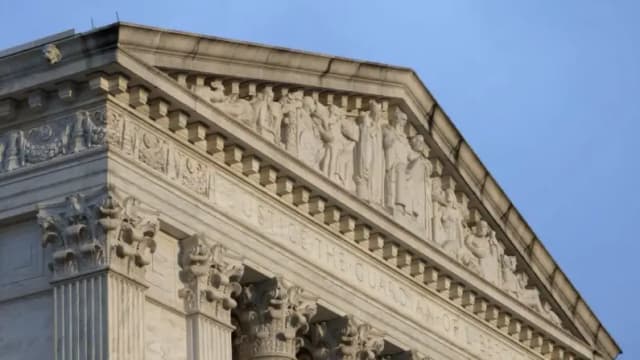 Administración Trump pide a Corte Suprema que permita prohibición de soldados con disforia de género