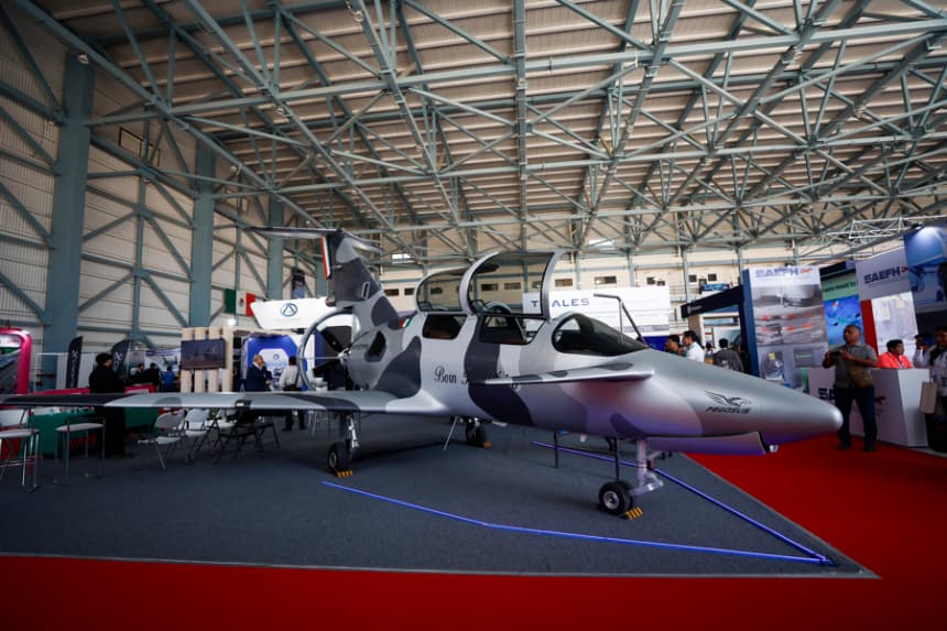 Primer avión diseñado y fabricado en México se lanzará al mercado en 2026