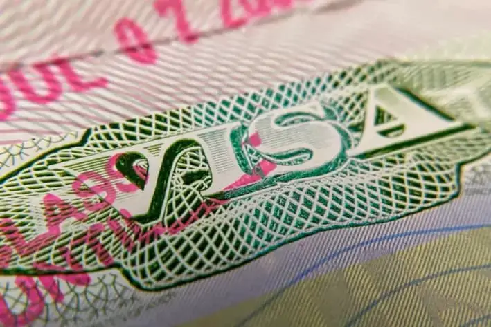 EE. UU. advierte a los extranjeros sobre el turismo de natalidad