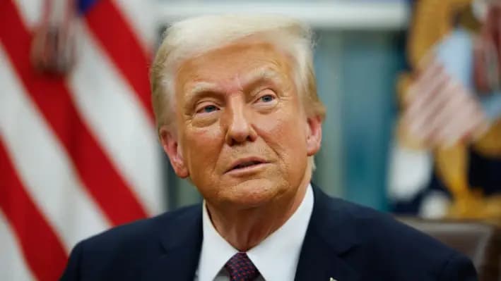 El presidente Donald Trump en la Oficina Oval en Washington, D.C., el 20 de enero de 2025. (Anna Moneymaker/Getty Images)