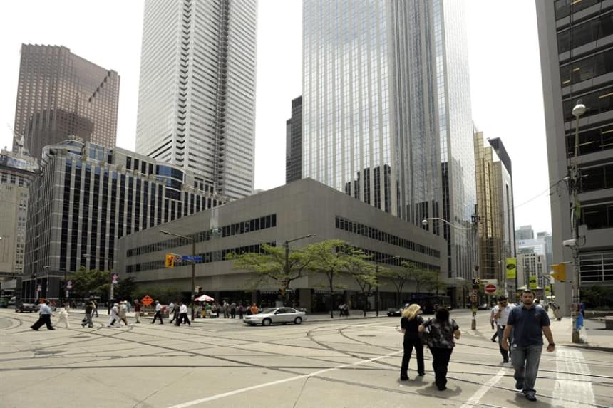 La bolsa de Toronto abre con una caída del 3.09 % tras perder el jueves otro 3.84 %