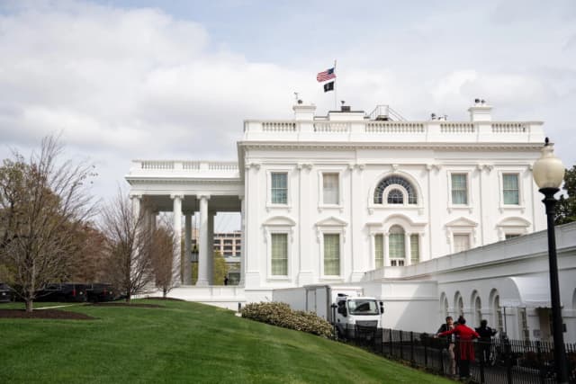La Casa Blanca niega las afirmaciones sobre una pausa arancelaria de 90 días
