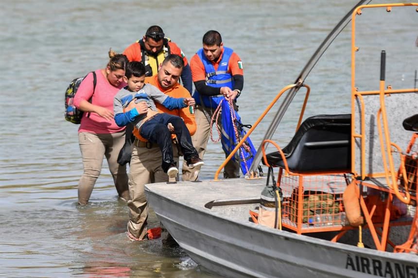 Dos cubanos se declaran culpables de tráfico de inmigrantes