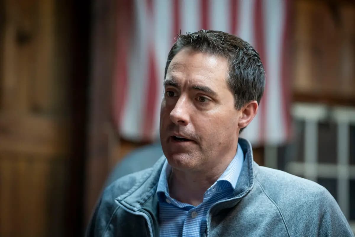 El secretario de Estado de Ohio, Frank LaRose, en Copley, Ohio, el 18 de marzo de 2024. (Madalina Vasiliu/The Epoch Times)