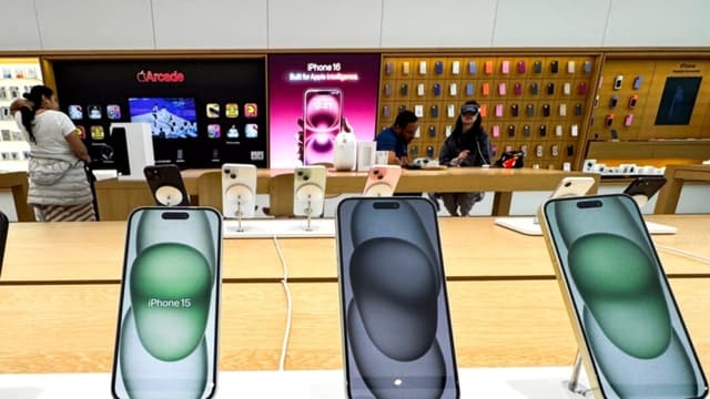 Trump dice que pronto habrá aranceles sobre los semiconductores