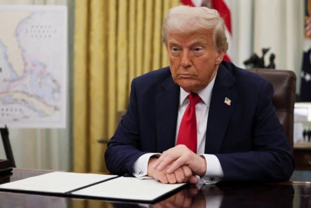 5 empresas demandan a Trump por los aranceles