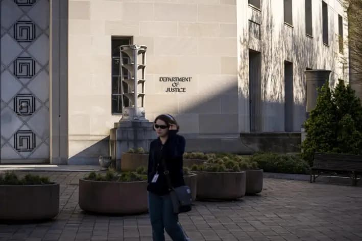 El Departamento de Justicia en Washington, el 25 de marzo de 2024. (Madalina Vasiliu/The Epoch Times)