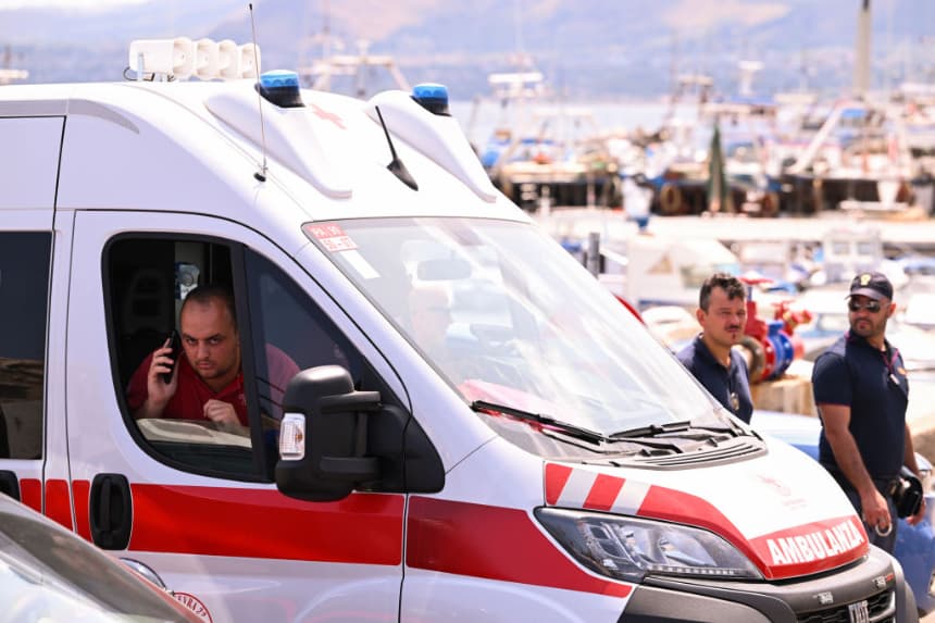 Al menos tres muertos y un desaparecido al romperse un teleférico en Italia