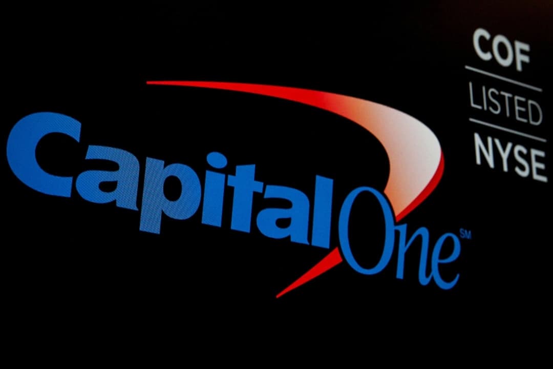 La Fed aprueba la fusión de Capital One y Discover para crear el octavo banco más grande de EE. UU.