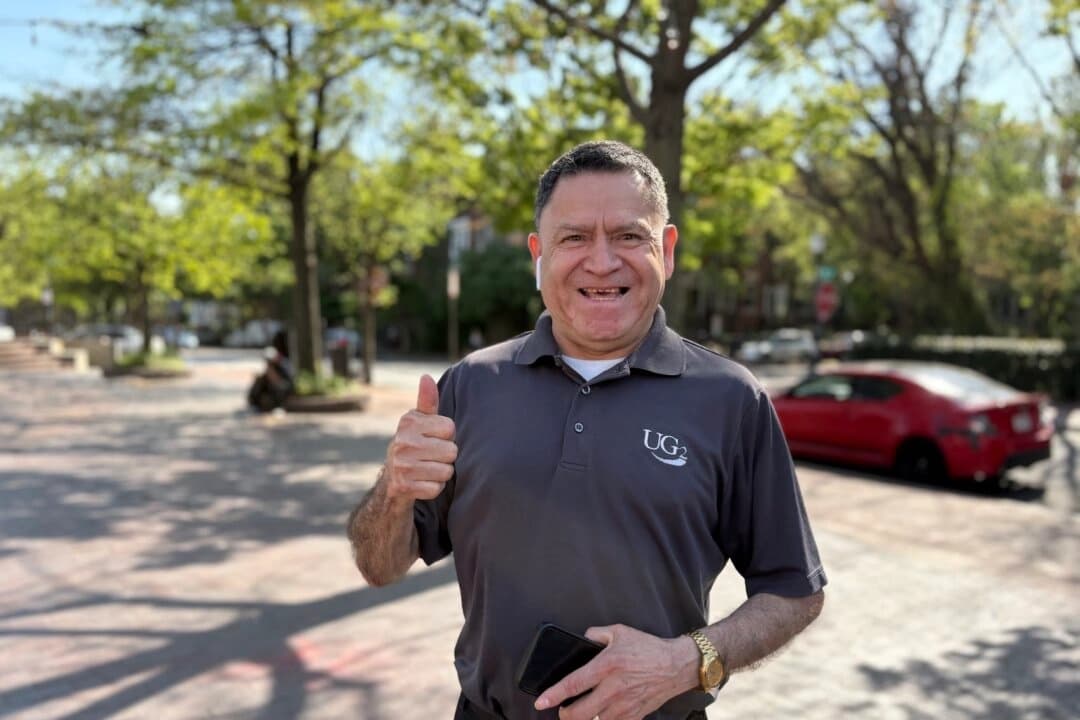 Los salvadoreños de Washington aprueban al presidente de El Salvador