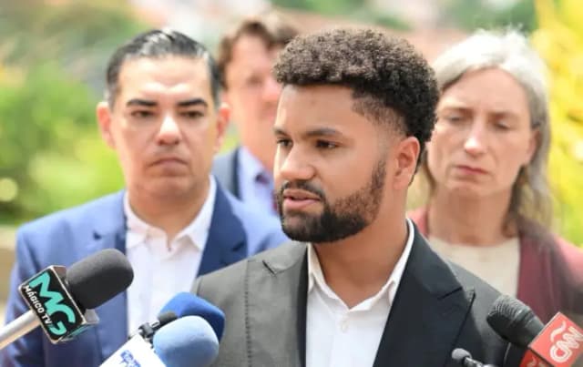 Cuatro demócratas más viajan a El Salvador para presionar por la liberación de Abrego García