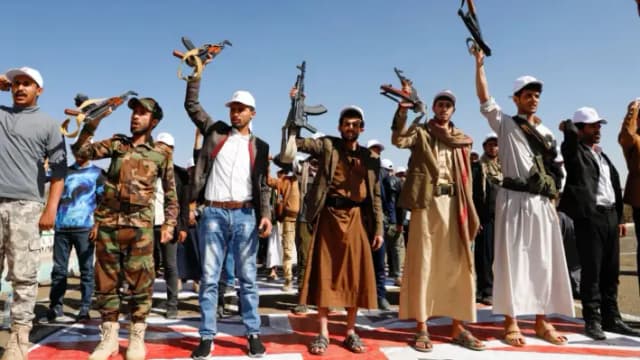 Hegseth advierte a Irán que «pagará las consecuencias» por apoyar a los hutíes de Yemen