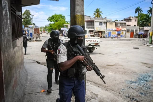 El Departamento de Estado de EE. UU. declara terroristas a dos pandillas haitianas