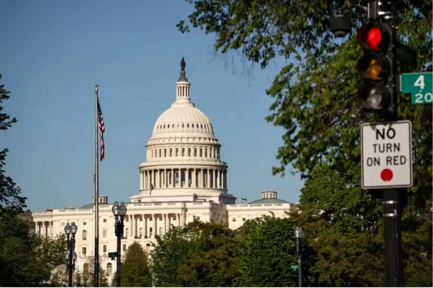 El edificio del Capitolio de EE. UU. en Washington el 28 de abril de 2025. (Madalina Vasiliu/The Epoch Times)