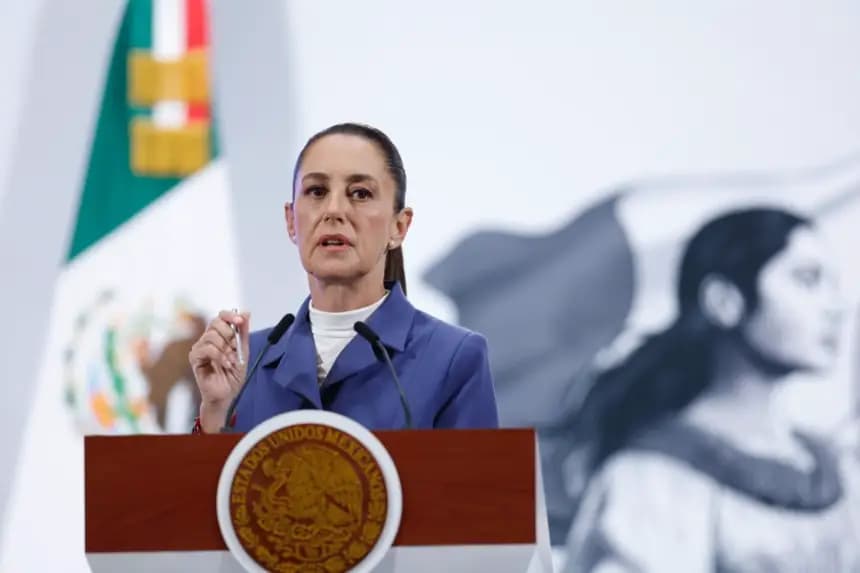 La presidenta de México Claudia Sheinbaum, habla el 6 de mayo de 2025 durante una rueda de prensa en Palacio Nacional de la Ciudad de México (México). EFE/Sáshenka Gutiérrez