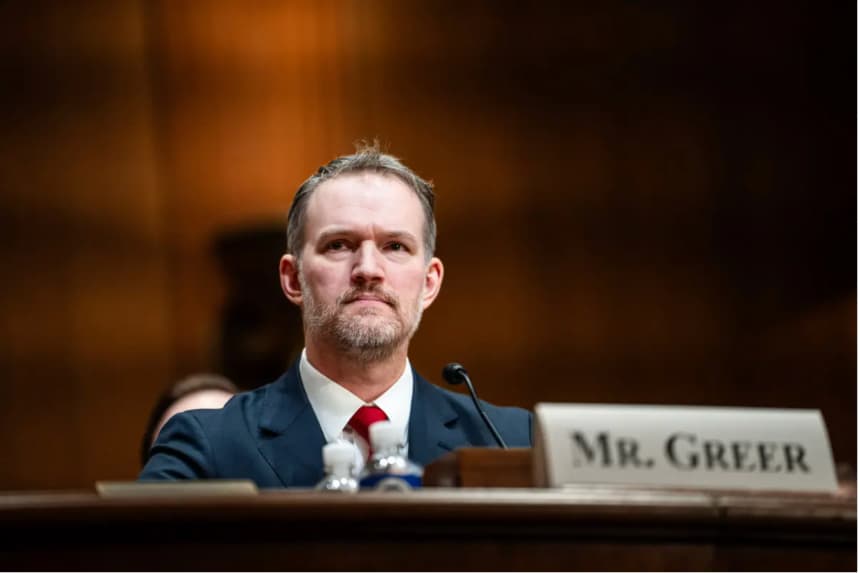 El entonces candidato a Representante de Comercio de EE. UU., Jamieson Greer, testifica ante la Comisión de Finanzas del Senado en el Capitolio, Washington, el 6 de febrero de 2025. (Madalina Vasiliu/The Epoch Times)