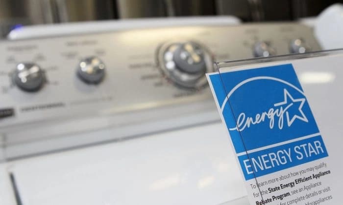 Un electrodoméstico con certificación Energy Star en una tienda Best Buy en Marin City, California, el 26 de marzo de 2010. (Justin Sullivan/archivo/Getty Images)