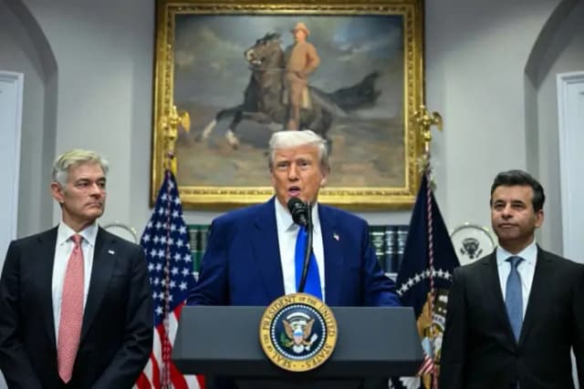 Trump firma orden destinada a reducir los precios de los medicamentos