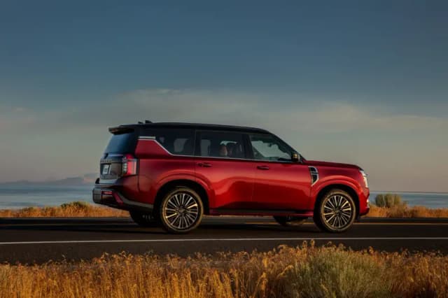 Nissan Armada llega con mejores armas al 2025