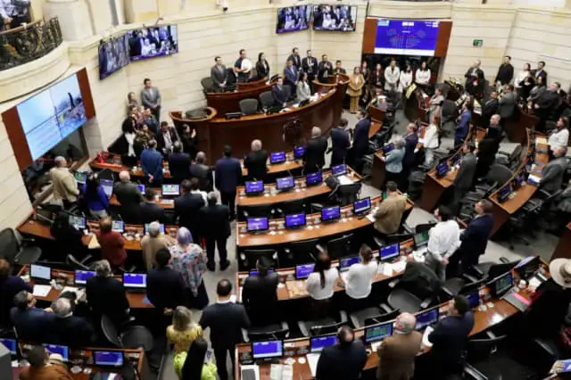 Senado colombiano denegó el 14 de mayo de 2025 la realización de la consulta popular con la que el gobierno del presidente Gustavo Petro buscaba tramitar la reforma laboral, luego de que esta iniciativa se hundiera en marzo pasado en una comisión de esa misma corporación legislativa. EFE/ Carlos Ortega