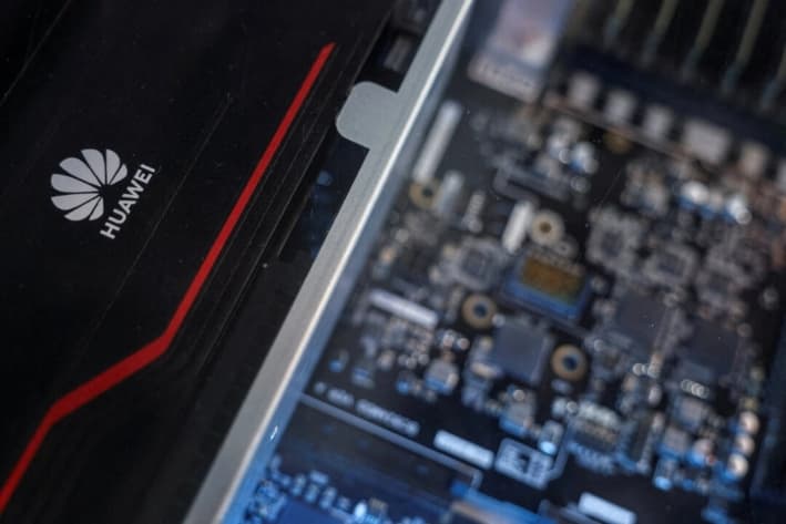 EE. UU. emite advertencia sobre chips de Huawei, lo que indica nueva norma sobre difusión de la IA